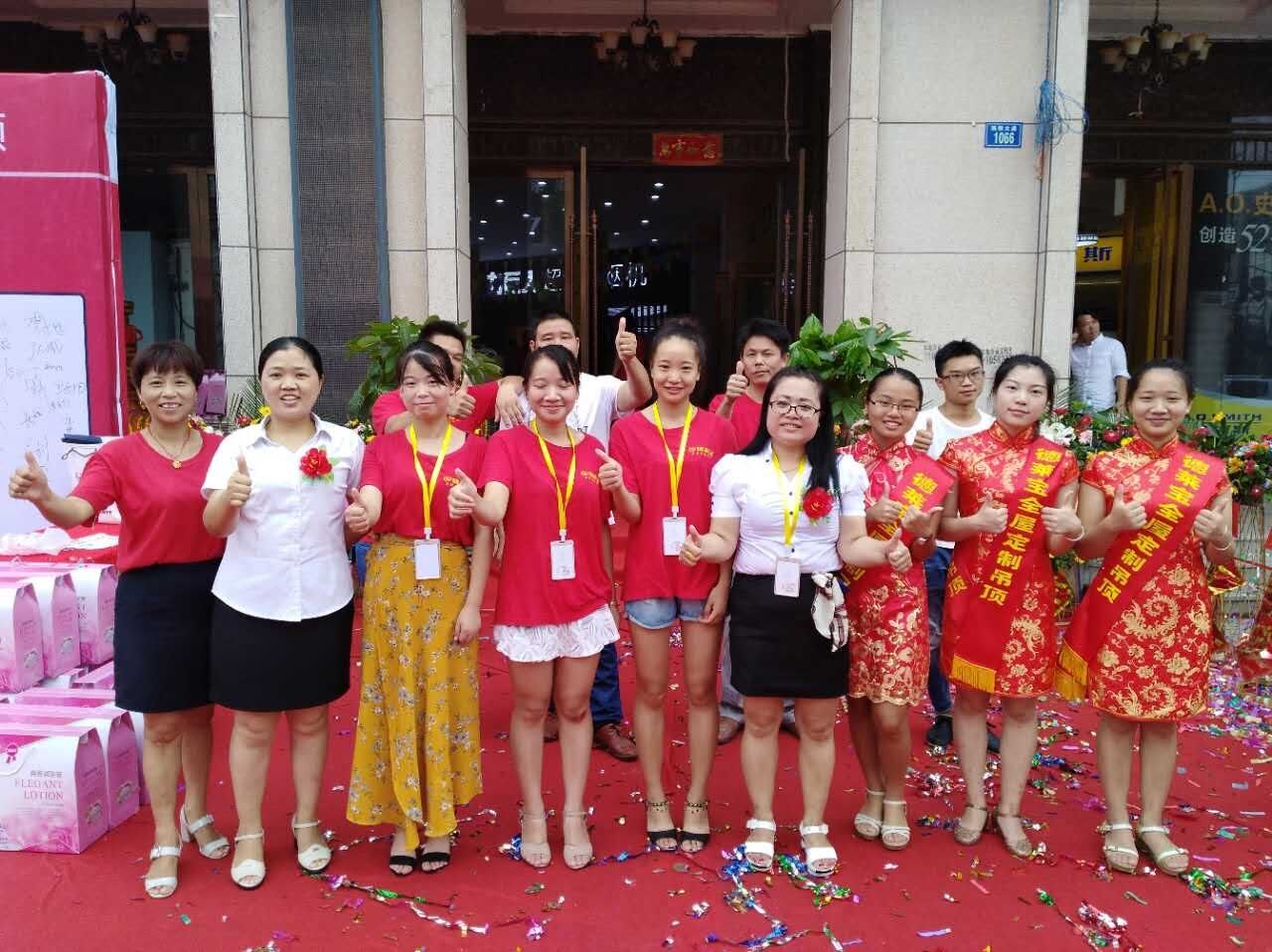 熱烈祝賀德萊寶江西高安店開業(yè)活動圓滿成功！
