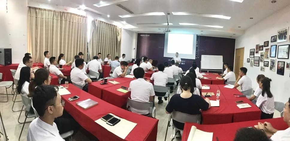 年中會(huì)議|2019我們依舊步履不停！